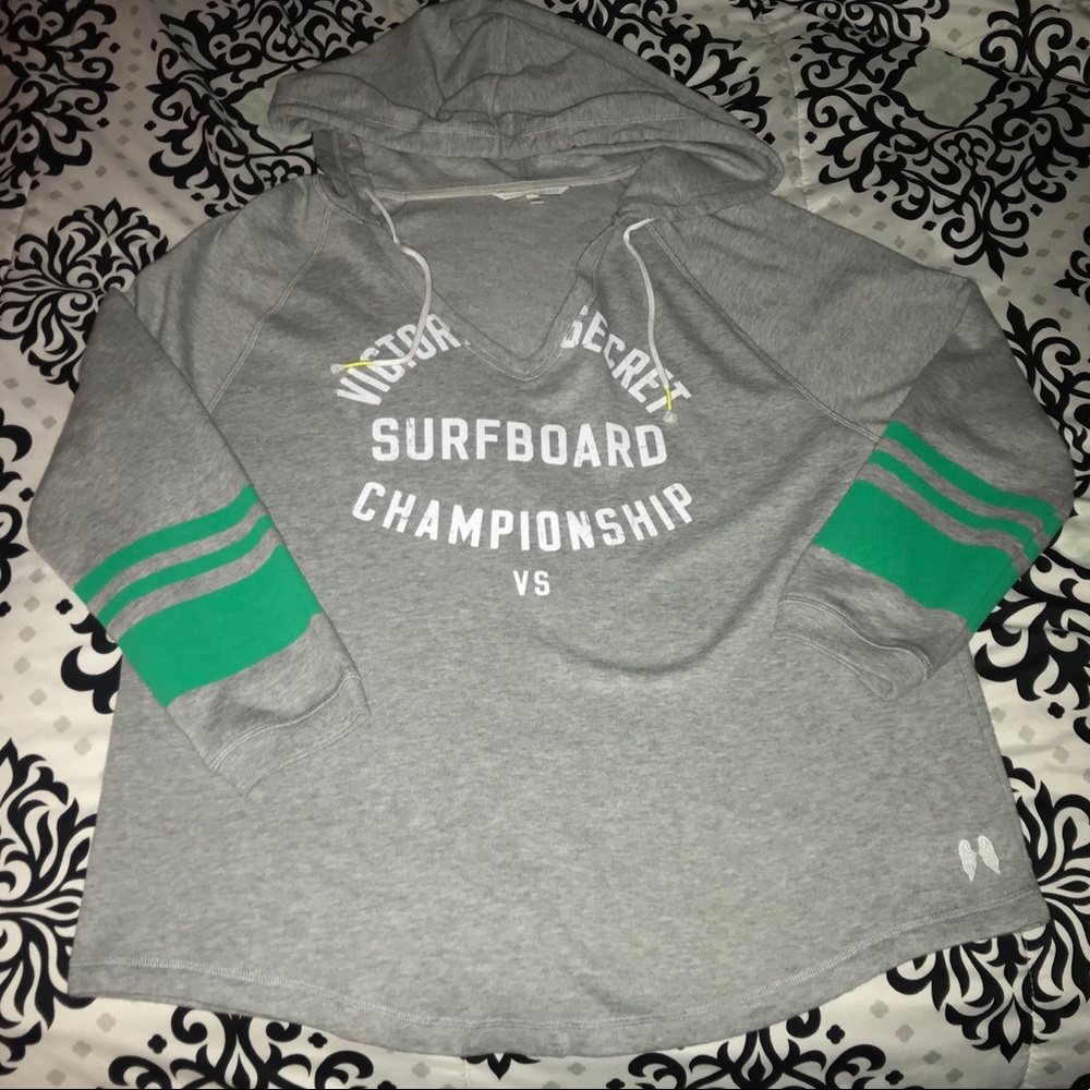 Victoria’s Secret Oversize Grey 3/4 Sleeve Hoodie